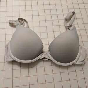 VS white push-up bra
